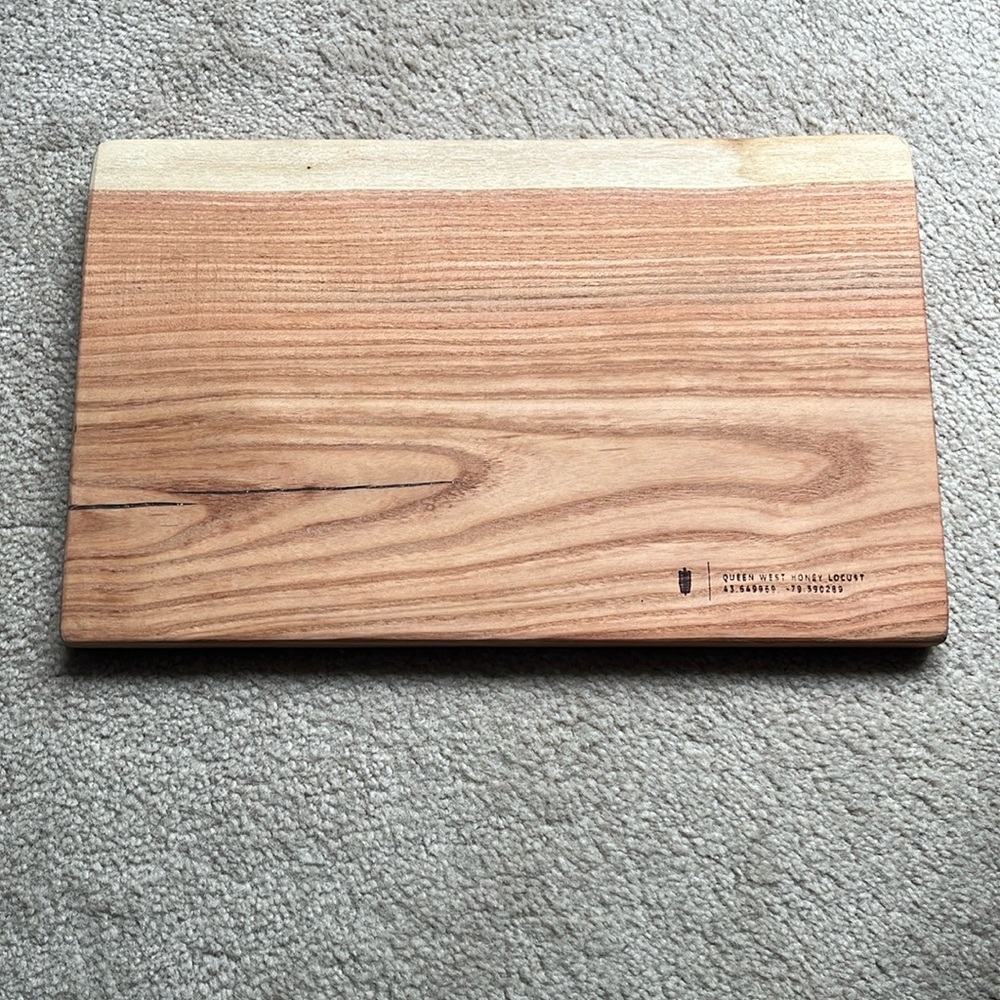 NWOT Reclaimed Honey Locust Wood Rustic Charcuterie or Cutting Board